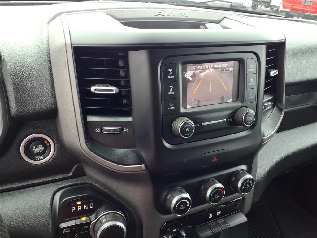 RAM 2500 Tradesman 4x4 Crew Cab 6'4" Box 2023