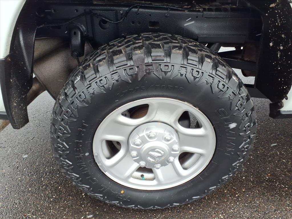 RAM 2500 Tradesman 4x4 Crew Cab 6'4" Box 2023