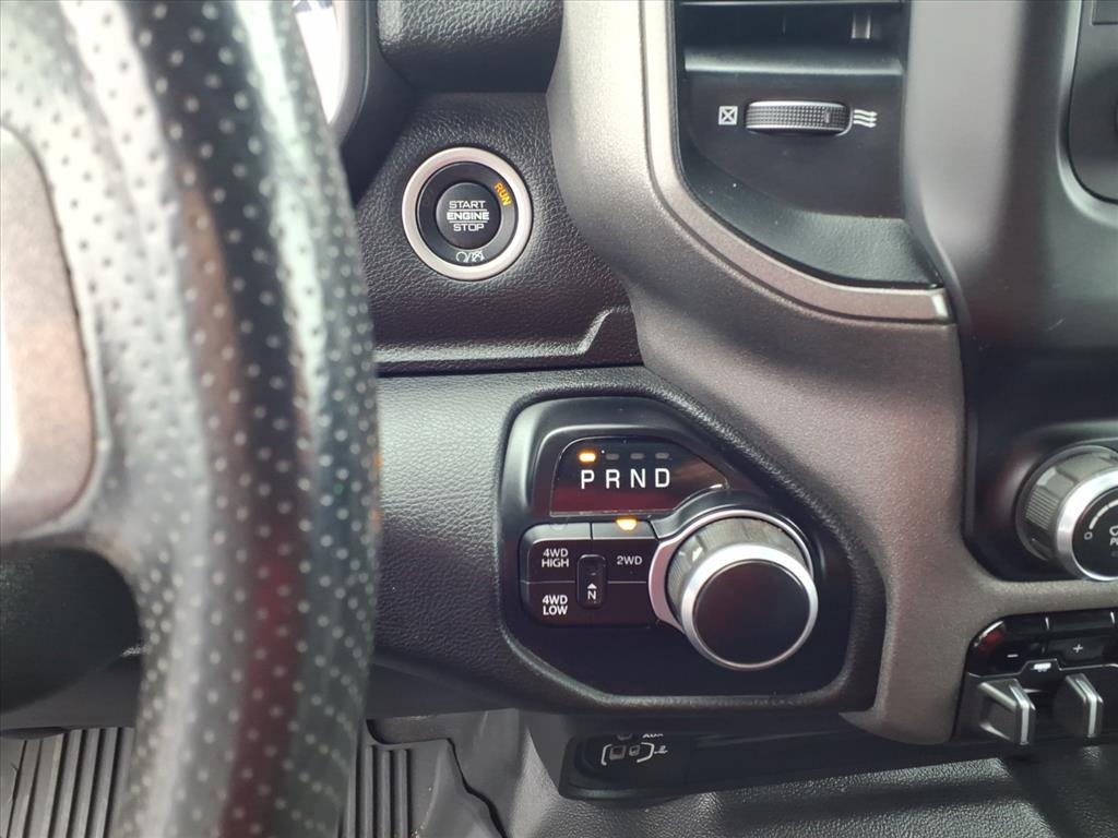 RAM 2500 Tradesman 4x4 Crew Cab 6'4" Box 2023