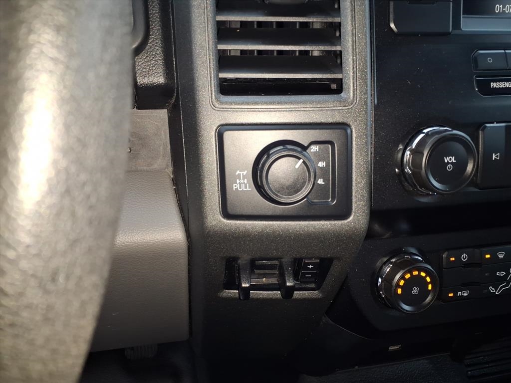 Ford Super Duty F-250 SRW XL 4WD SuperCab 6.75' Box 2019