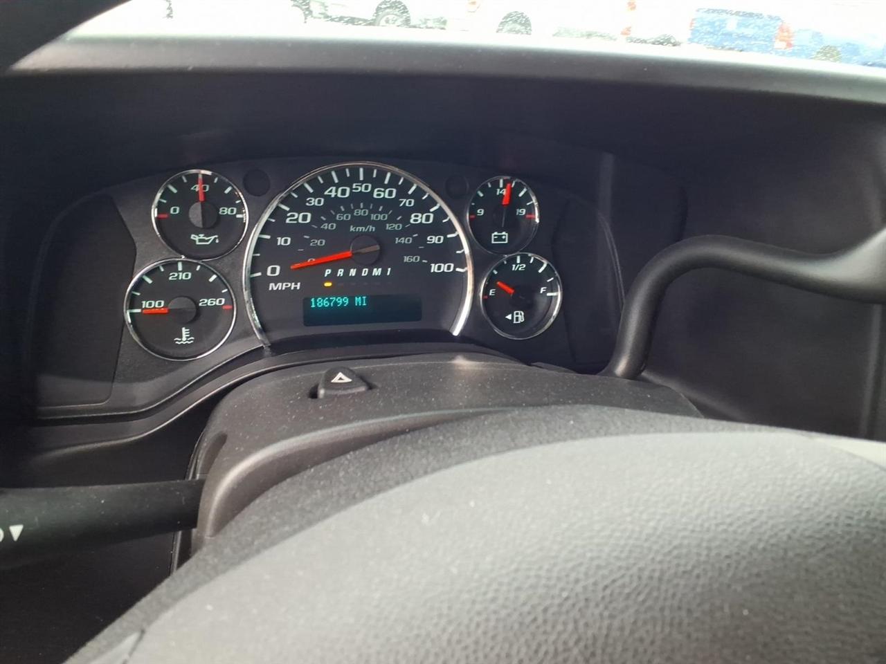 GMC Savana Cargo Van RWD 2500 135" 2015