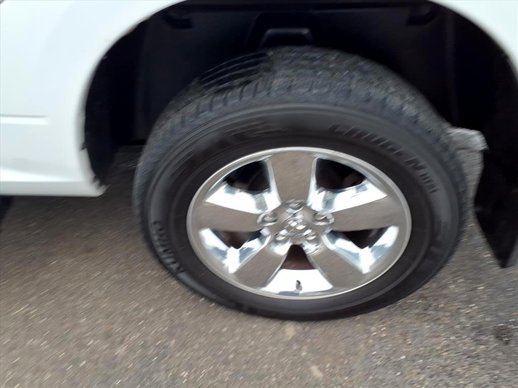 RAM 1500 4WD Crew Cab 140.5" Big Horn 2016