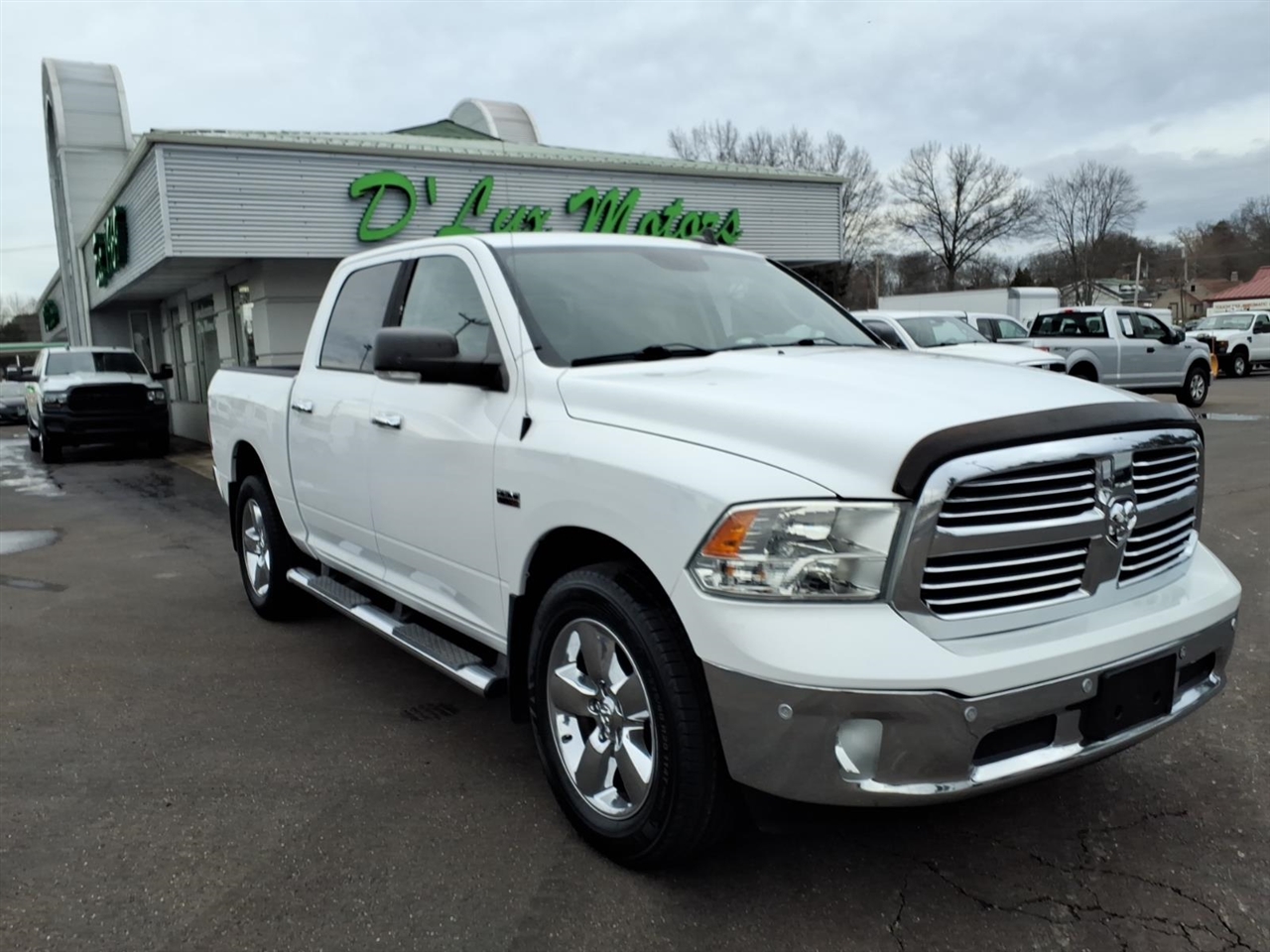 RAM 1500 4WD Crew Cab 140.5" Big Horn 2016