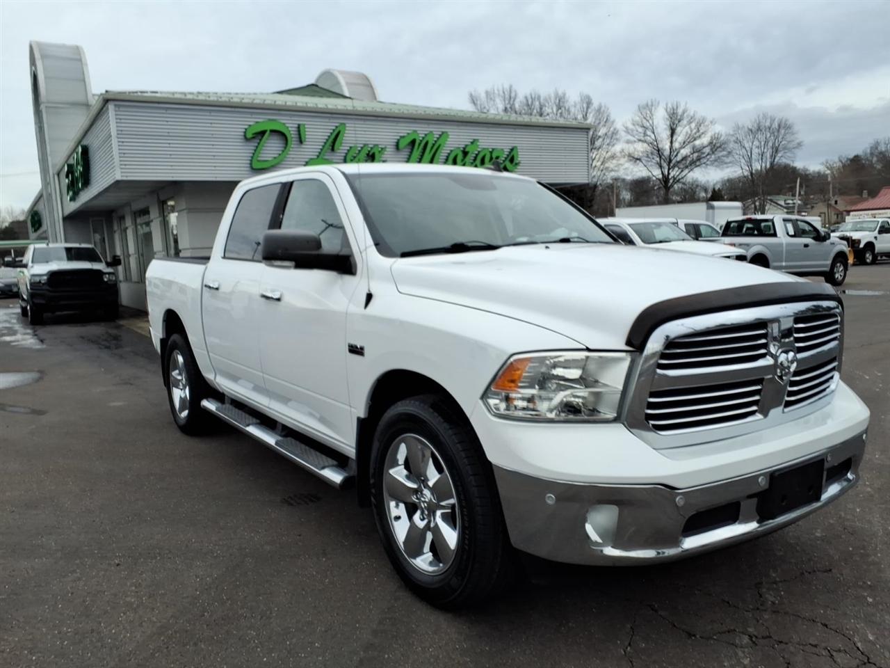 RAM 1500 4WD Crew Cab 140.5" Big Horn 2016