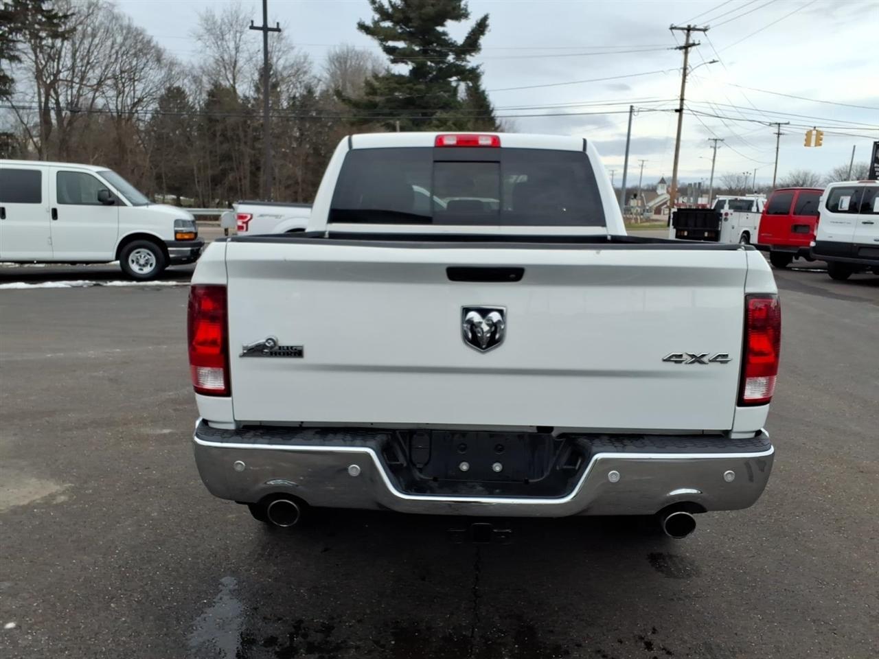 RAM 1500 4WD Crew Cab 140.5" Big Horn 2016