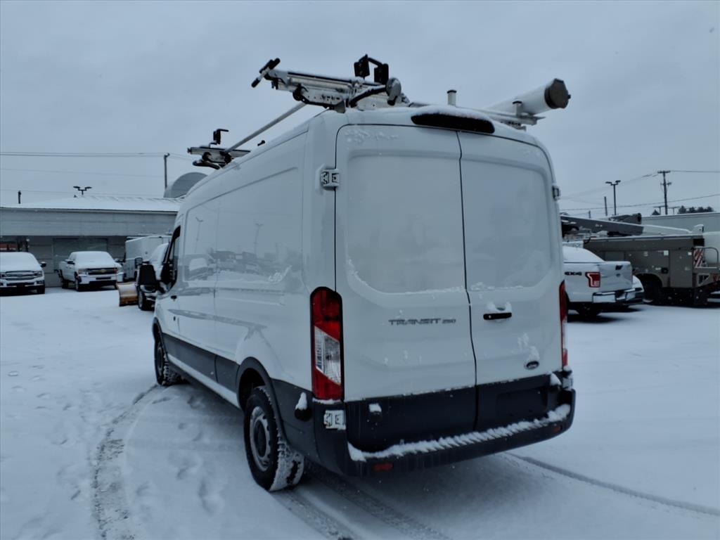 Ford Transit Van T-250 148" Med Rf 9000 GVWR Sliding RH Dr 2018