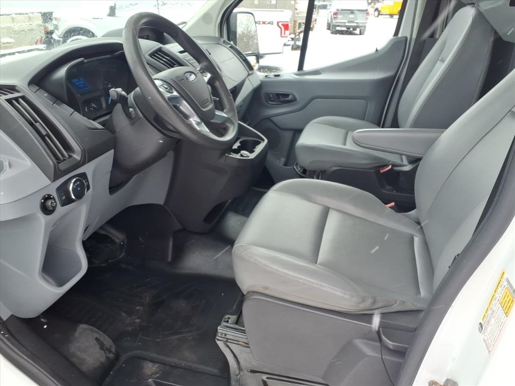 Ford Transit Van T-250 148" Med Rf 9000 GVWR Sliding RH Dr 2018