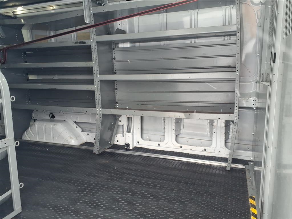 Ford Transit Van T-250 148" Med Rf 9000 GVWR Sliding RH Dr 2018