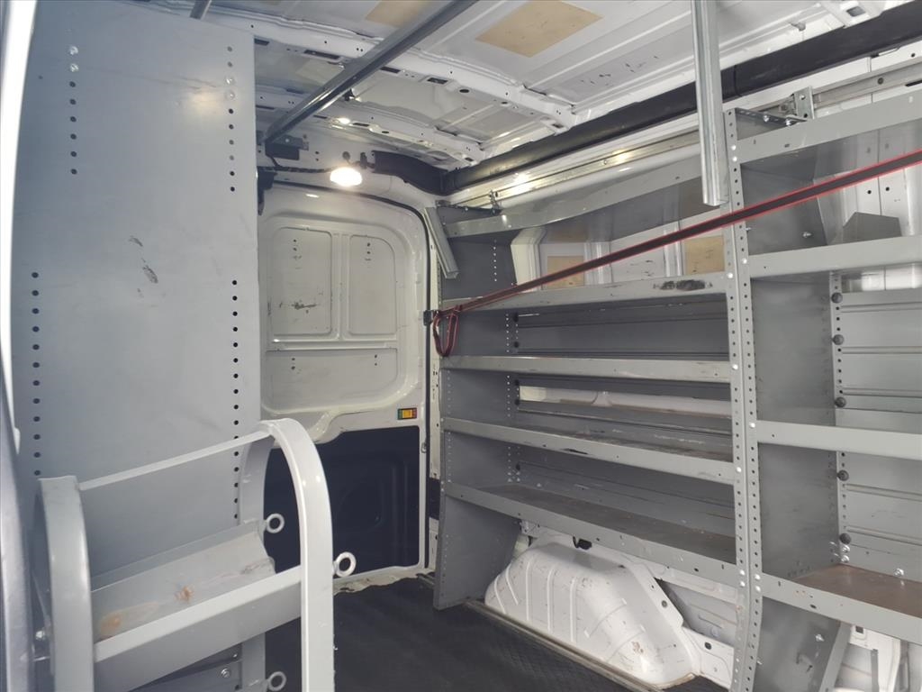 Ford Transit Van T-250 148" Med Rf 9000 GVWR Sliding RH Dr 2018