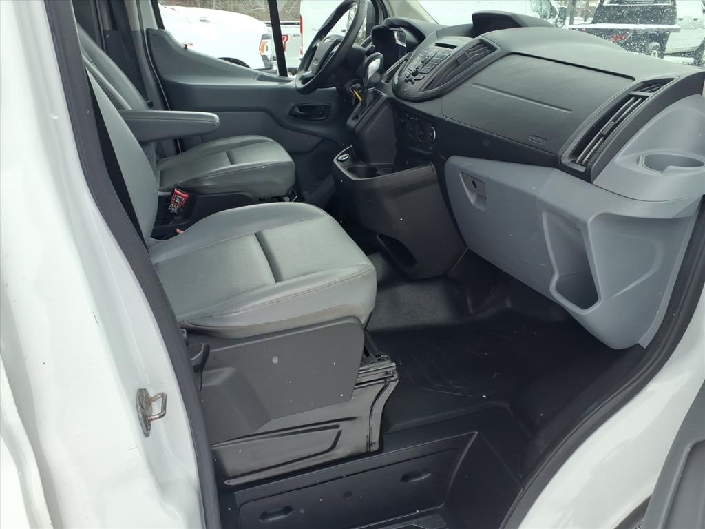 Ford Transit Van T-250 148" Med Rf 9000 GVWR Sliding RH Dr 2018