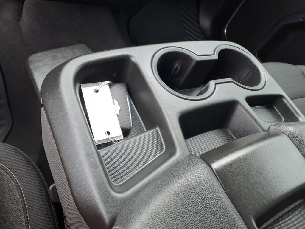 Chevrolet Silverado 1500 4WD Crew Cab 147" LT w/1LT 2024