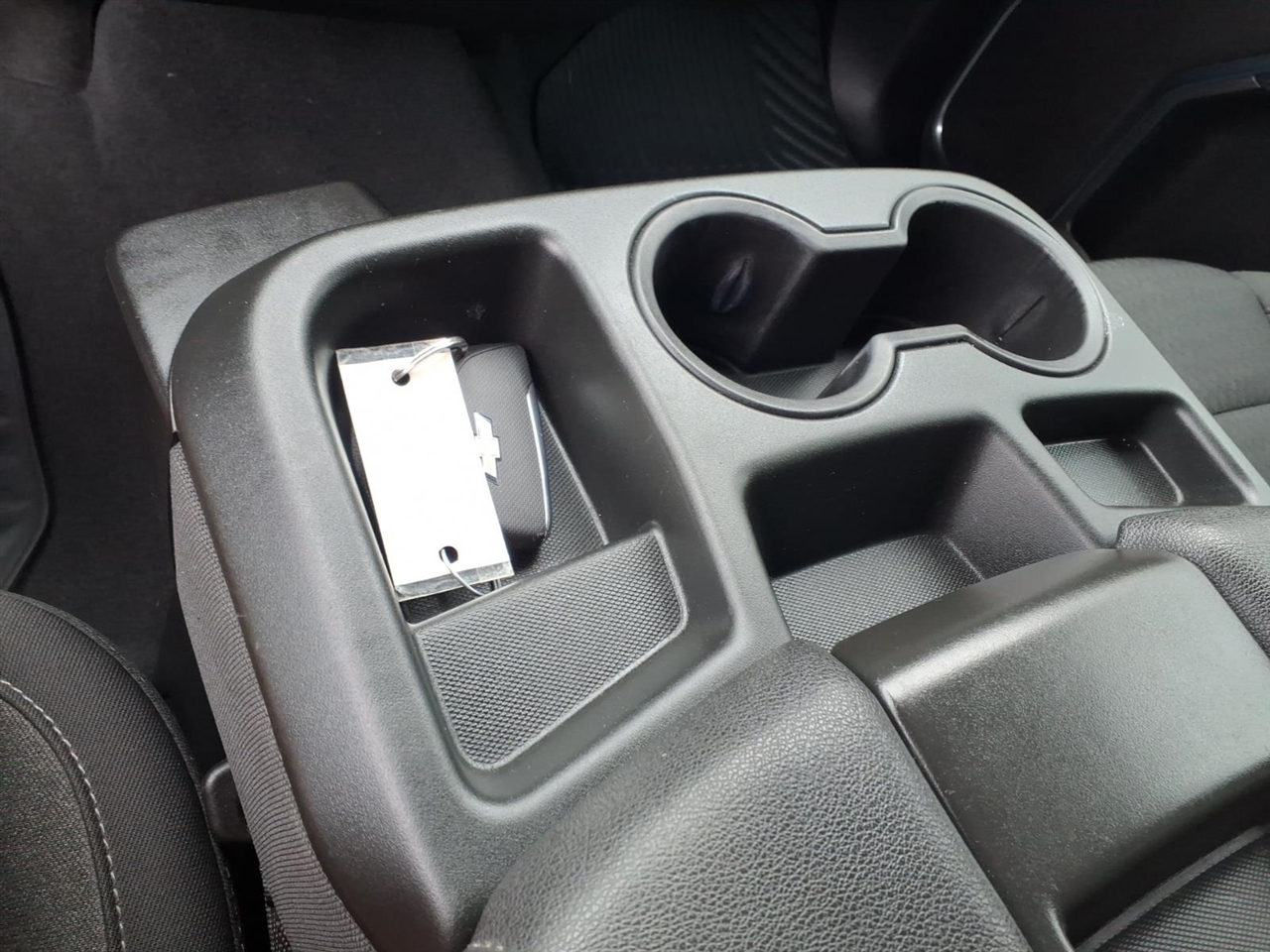 Chevrolet Silverado 1500 4WD Crew Cab 147" LT w/1LT 2024