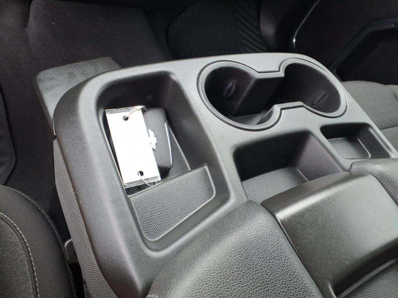 Chevrolet Silverado 1500 4WD Crew Cab 147" LT w/1LT 2024