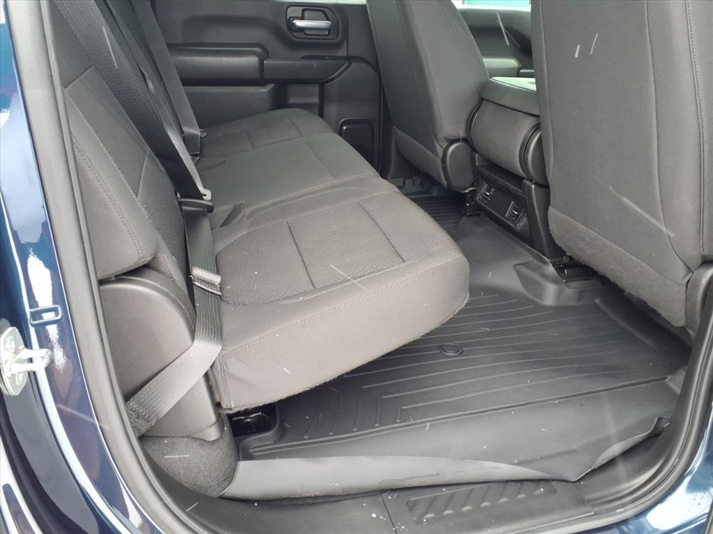 Chevrolet Silverado 2500HD 4WD Crew Cab 159" Custom 2022