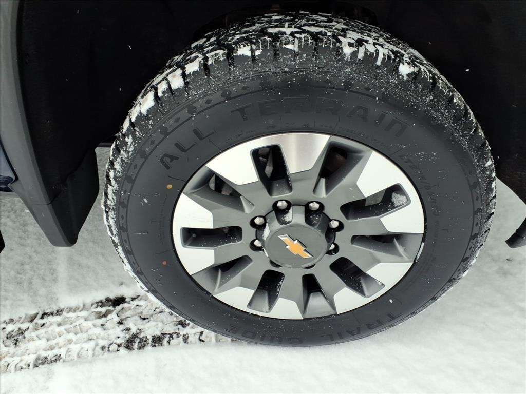 Chevrolet Silverado 2500HD 4WD Crew Cab 159" Custom 2022