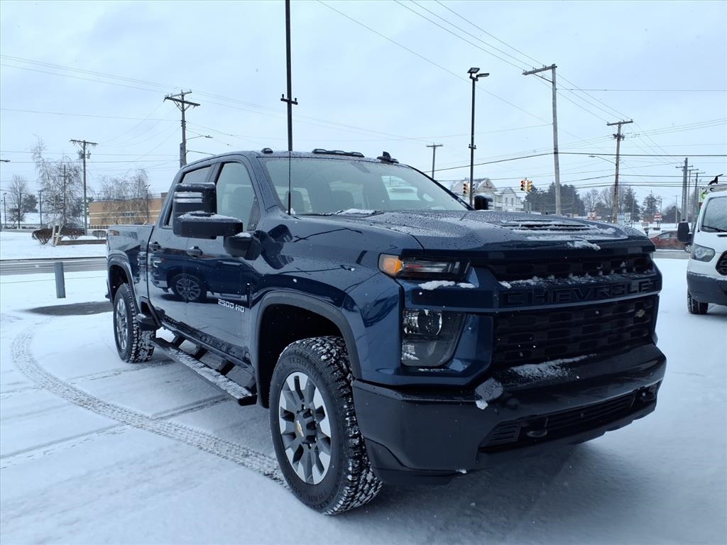 Chevrolet Silverado 2500HD 4WD Crew Cab 159" Custom 2022