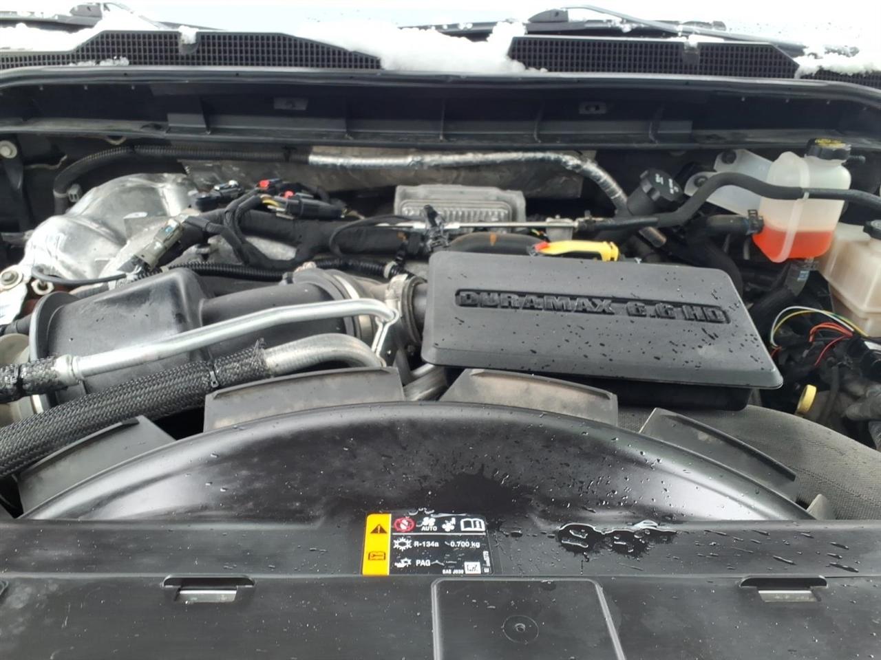 Chevrolet Silverado 2500HD 4WD Crew Cab 159" Custom 2022