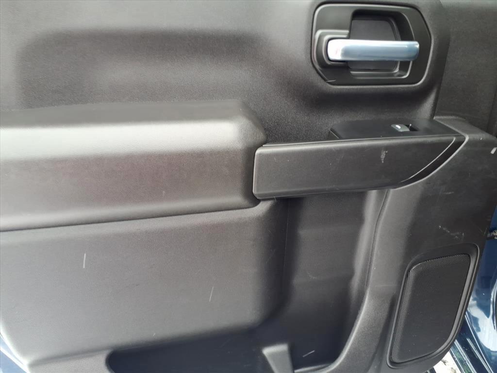 Chevrolet Silverado 2500HD 4WD Crew Cab 159" Custom 2022