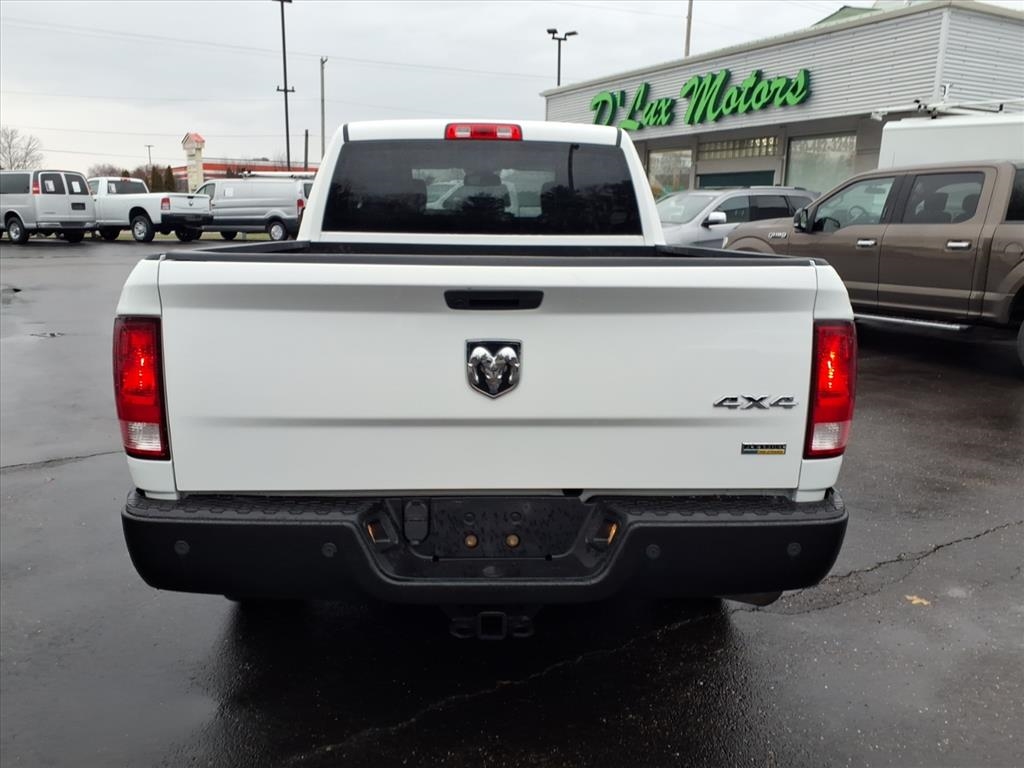 RAM 1500 Classic Tradesman 4x4 Quad Cab 6'4" Box 2019