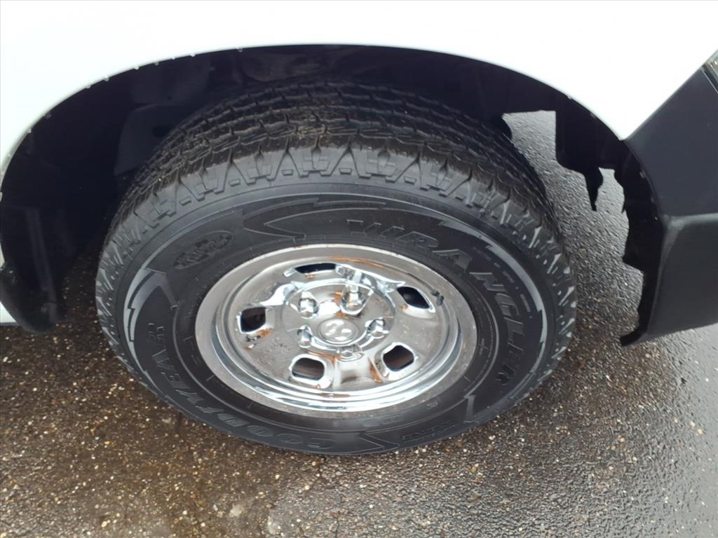 RAM 1500 Classic Tradesman 4x4 Quad Cab 6'4" Box 2019