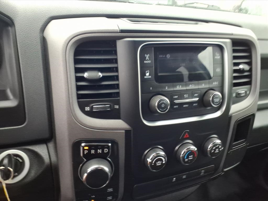 RAM 1500 Classic Tradesman 4x4 Quad Cab 6'4" Box 2019