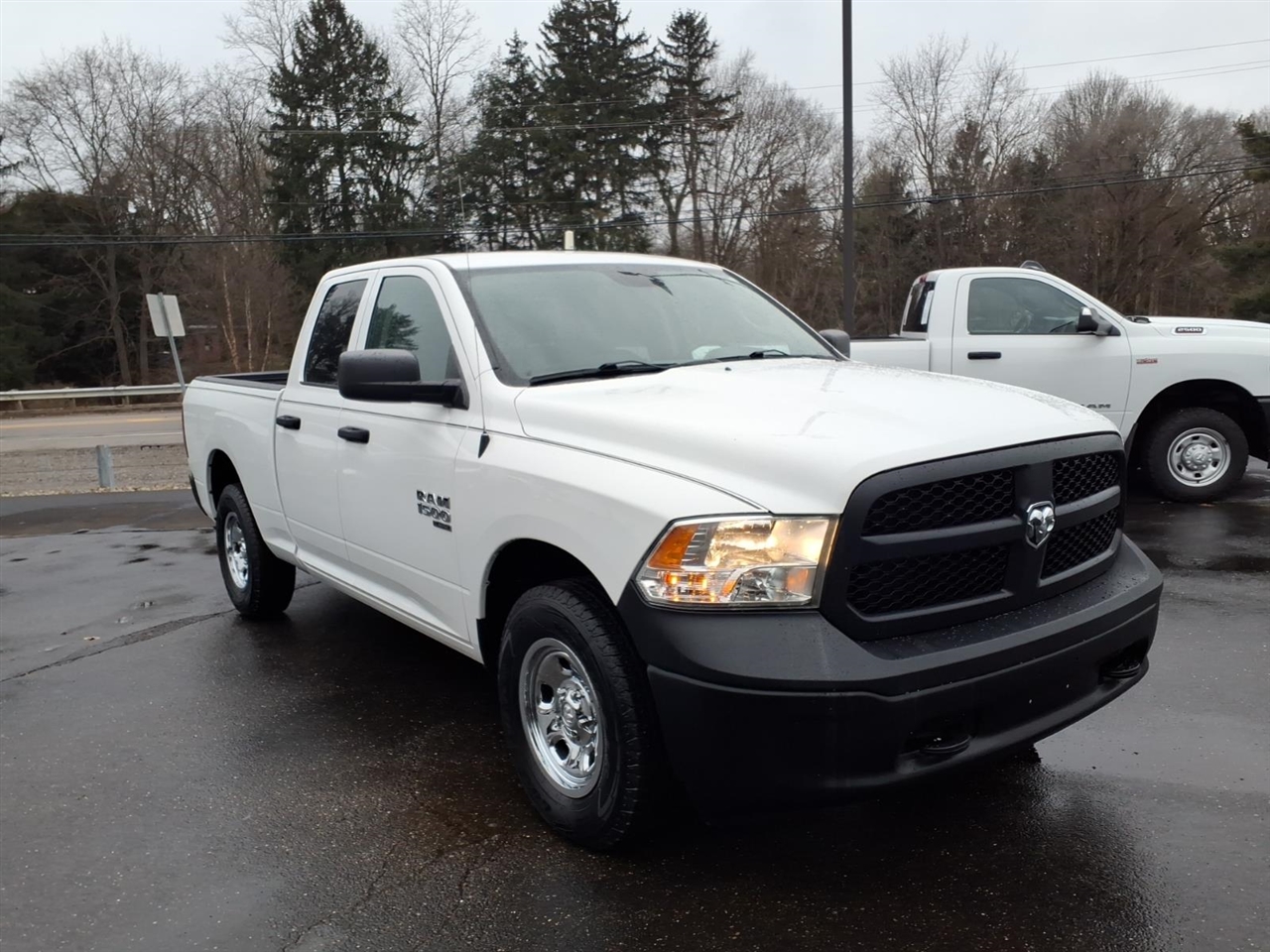 RAM 1500 Classic Tradesman 4x4 Quad Cab 6'4" Box 2019