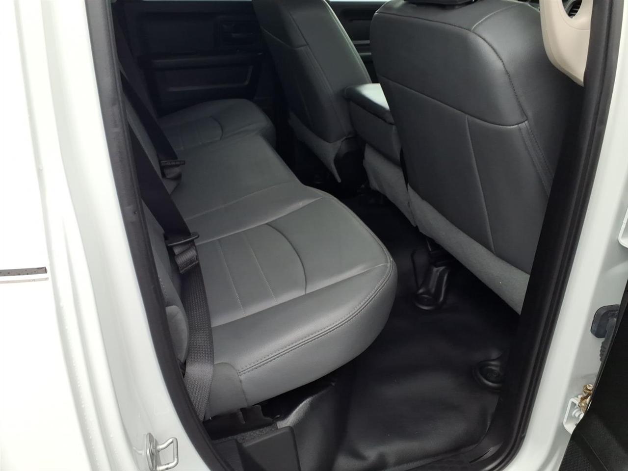 RAM 1500 Classic Tradesman 4x4 Quad Cab 6'4" Box 2019