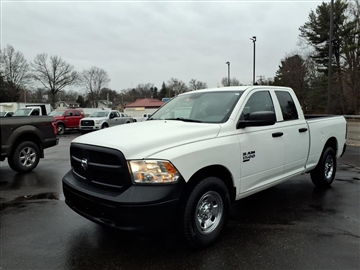 2019 RAM 1500 Classic Tradesman 4x4 Quad Cab 6'4" Box