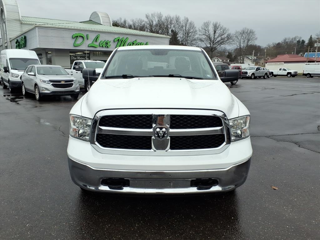 RAM 1500 Classic Tradesman 4x4 Quad Cab 6'4" Box 2022