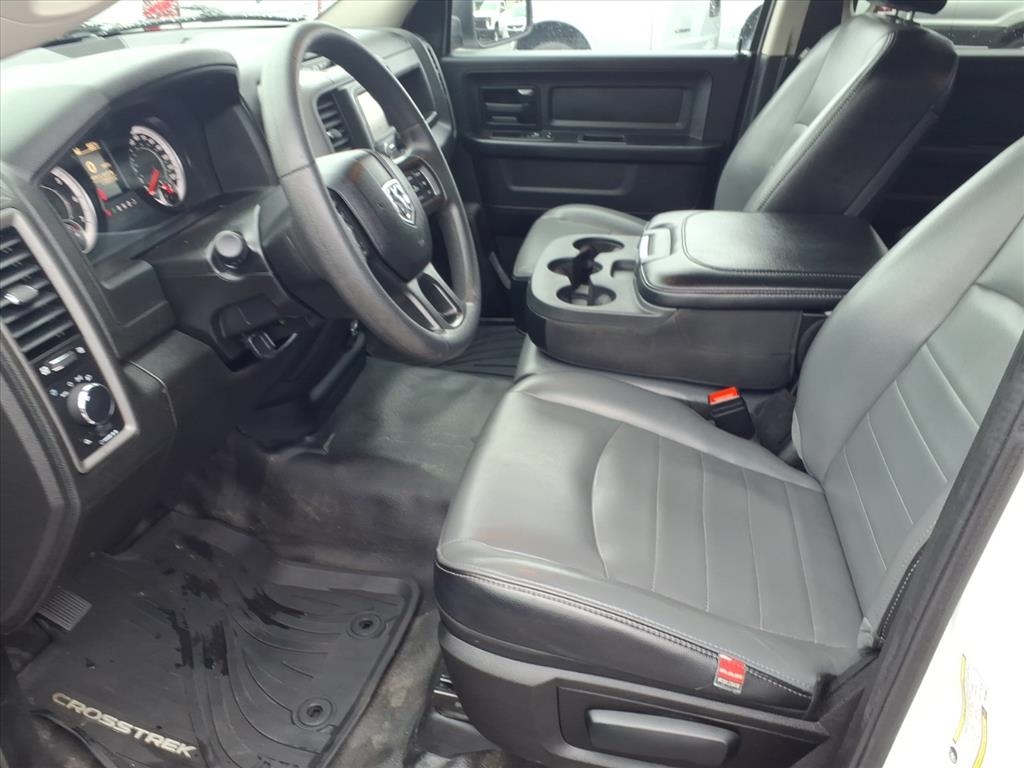 RAM 1500 Classic Tradesman 4x4 Quad Cab 6'4" Box 2022