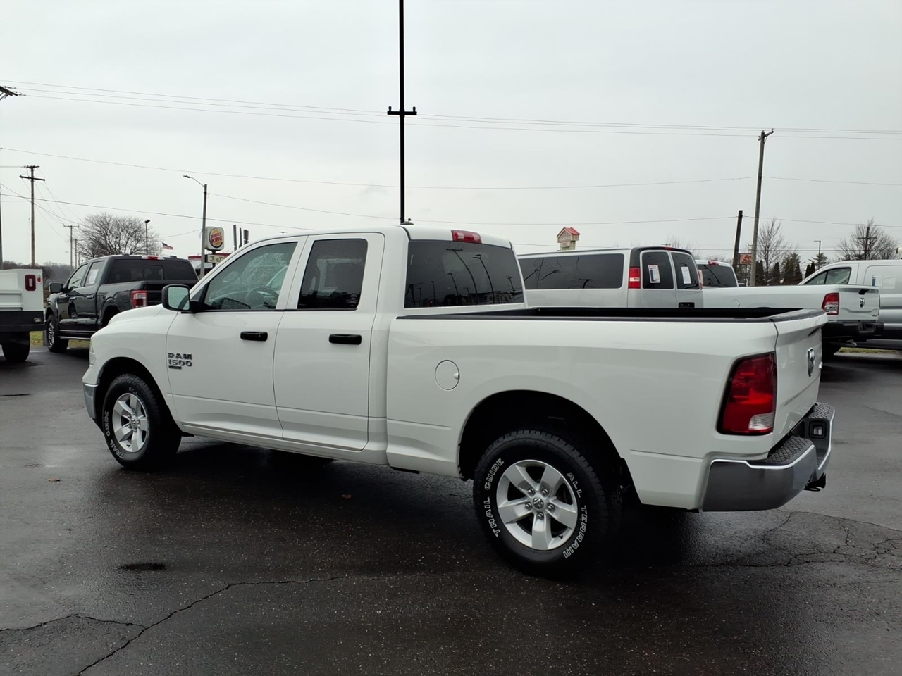RAM 1500 Classic Tradesman 4x4 Quad Cab 6'4" Box 2022