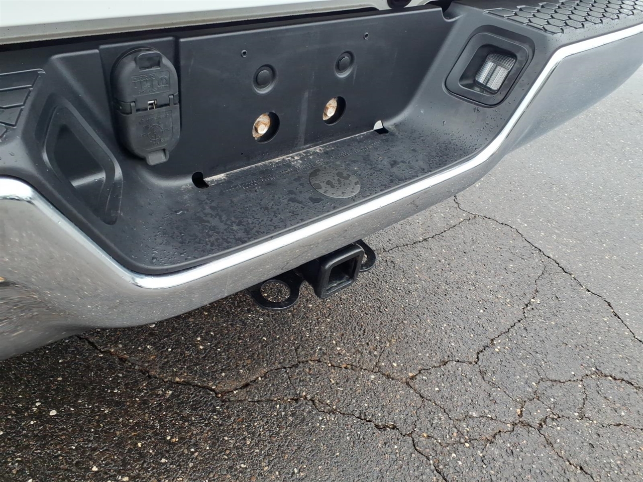 RAM 1500 Classic Tradesman 4x4 Quad Cab 6'4" Box 2022