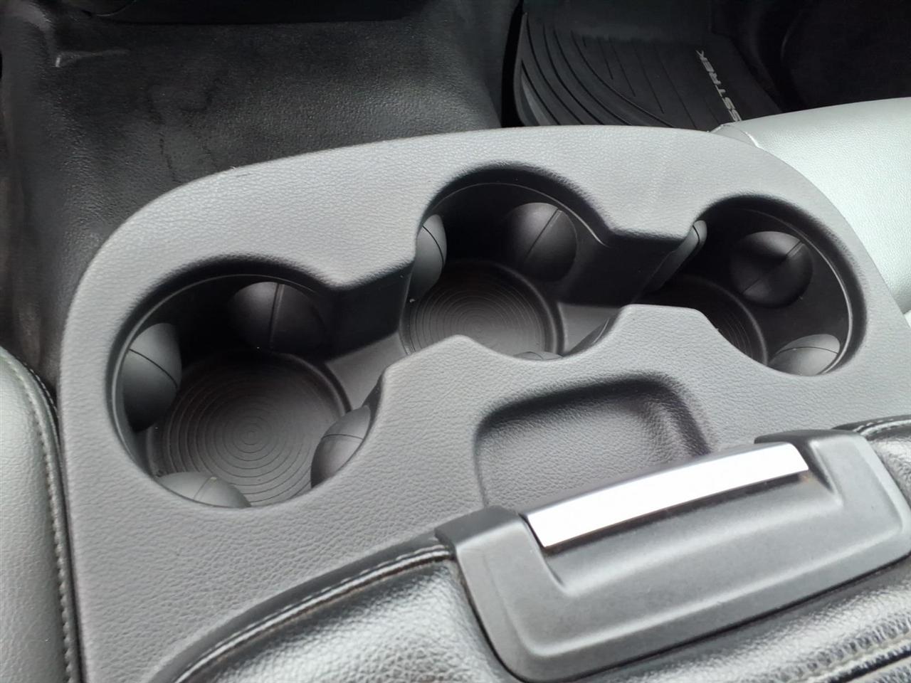 RAM 1500 Classic Tradesman 4x4 Quad Cab 6'4" Box 2022