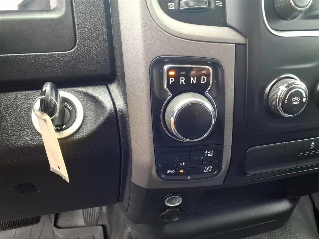 RAM 1500 Classic Tradesman 4x4 Quad Cab 6'4" Box 2022