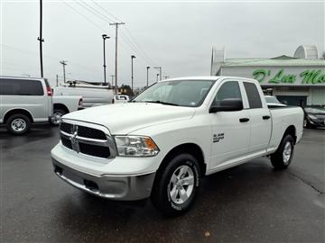 2022 RAM 1500 Classic Tradesman 4x4 Quad Cab 6'4" Box