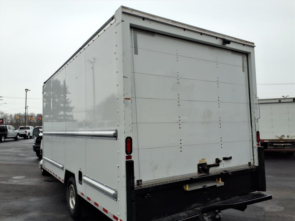 Ford E-Series Cutaway E-350 SRW 138" WB 2021