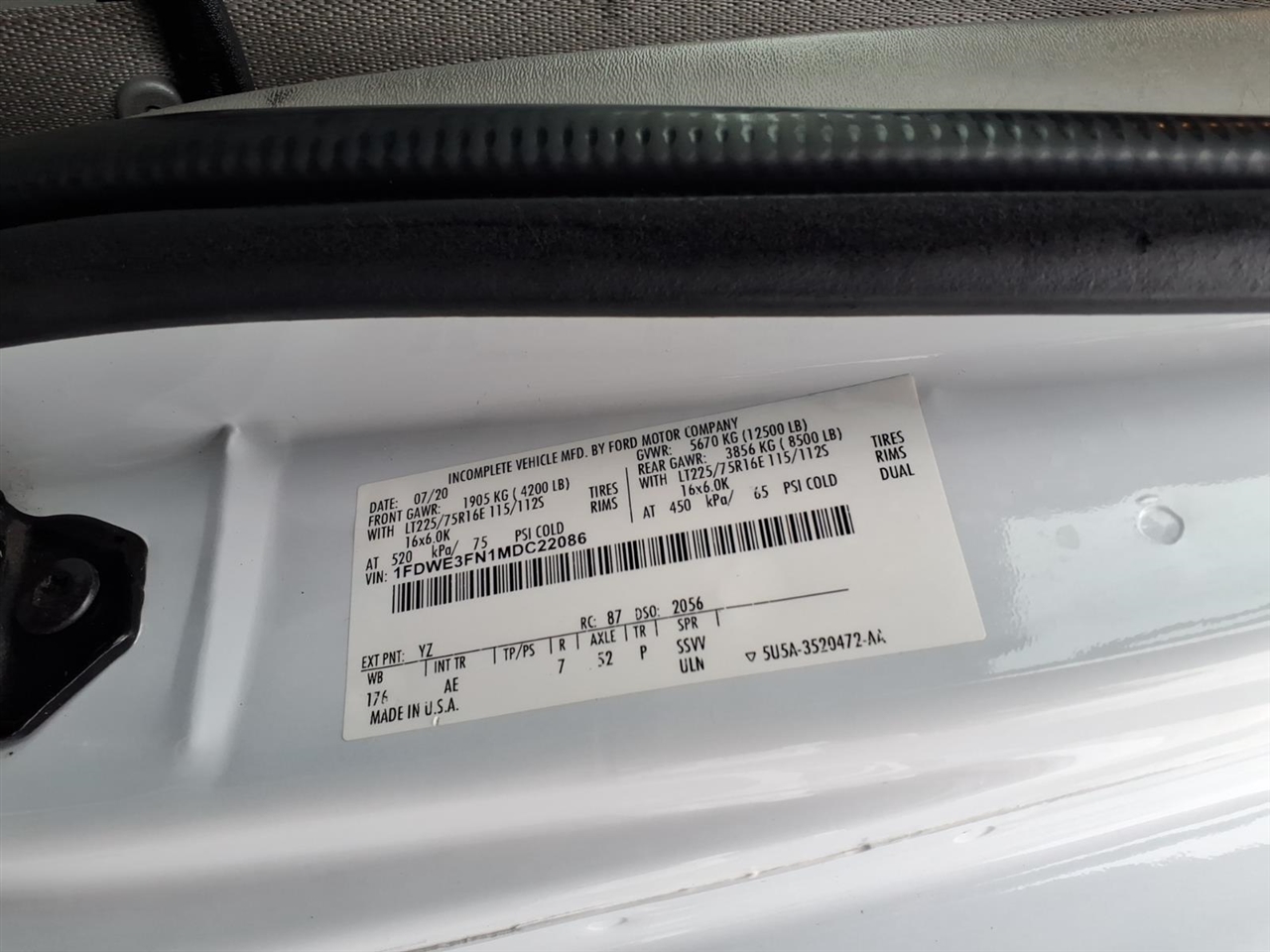 Ford E-Series Cutaway E-350 SRW 138" WB 2021