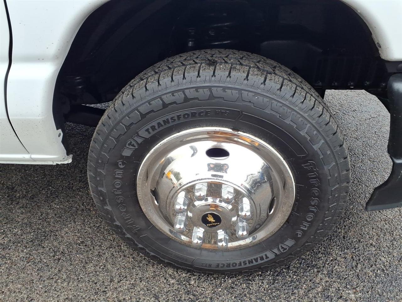 Ford E-Series Cutaway E-350 SRW 138" WB 2021