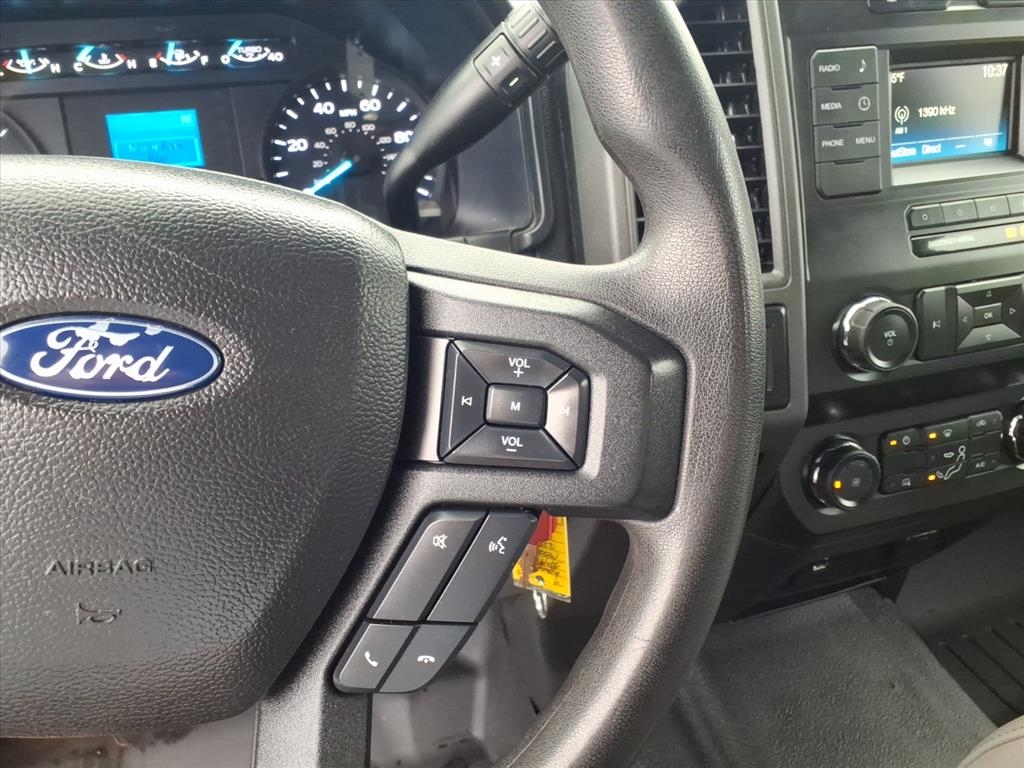 Ford Super Duty F-350 DRW XL 4WD Crew Cab 8' Box 2019