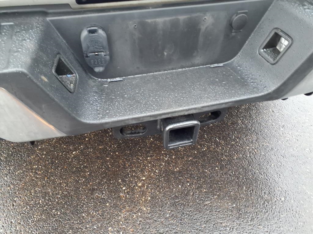 Ford Super Duty F-350 DRW XL 4WD Crew Cab 8' Box 2019