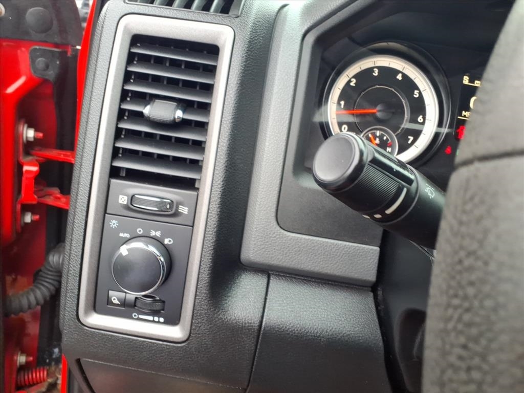 RAM 2500 4WD Crew Cab 169" Tradesman 2014