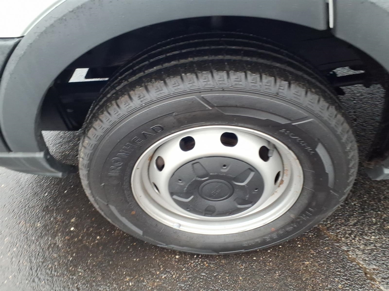 Ford Transit Van T-250 148" Low Rf 9000 GVWR Swing-Out RH Dr 2018