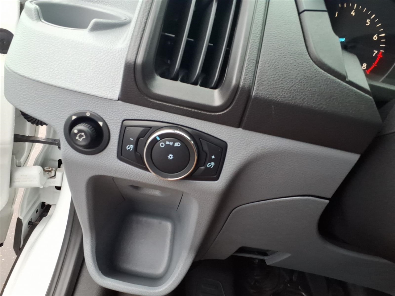 Ford Transit Van T-250 148" Low Rf 9000 GVWR Swing-Out RH Dr 2018