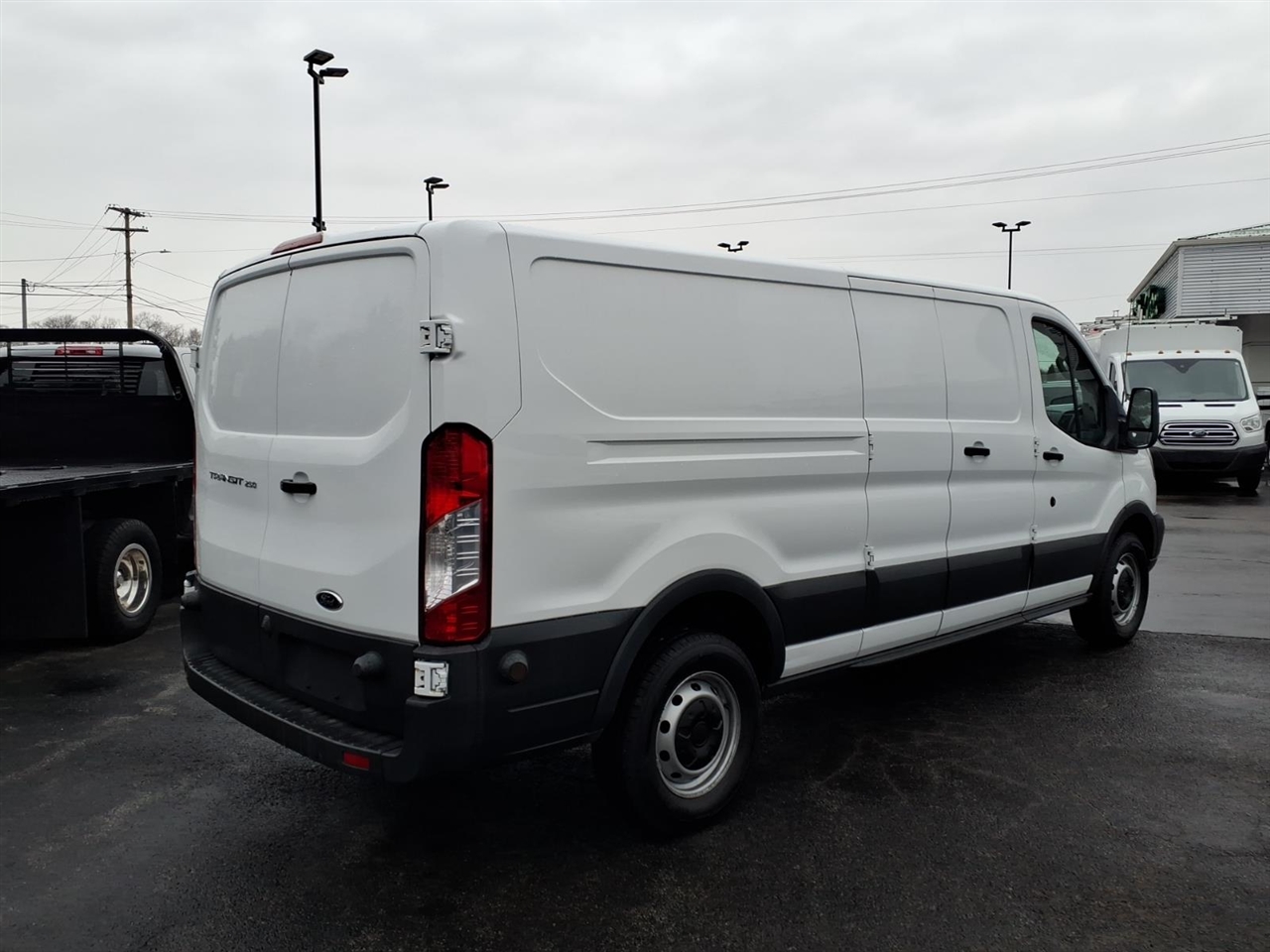 Ford Transit Van T-250 148" Low Rf 9000 GVWR Swing-Out RH Dr 2018