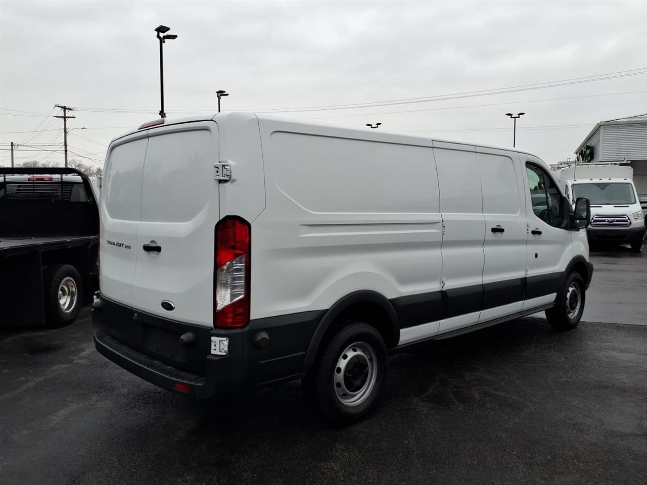 Ford Transit Van T-250 148" Low Rf 9000 GVWR Swing-Out RH Dr 2018