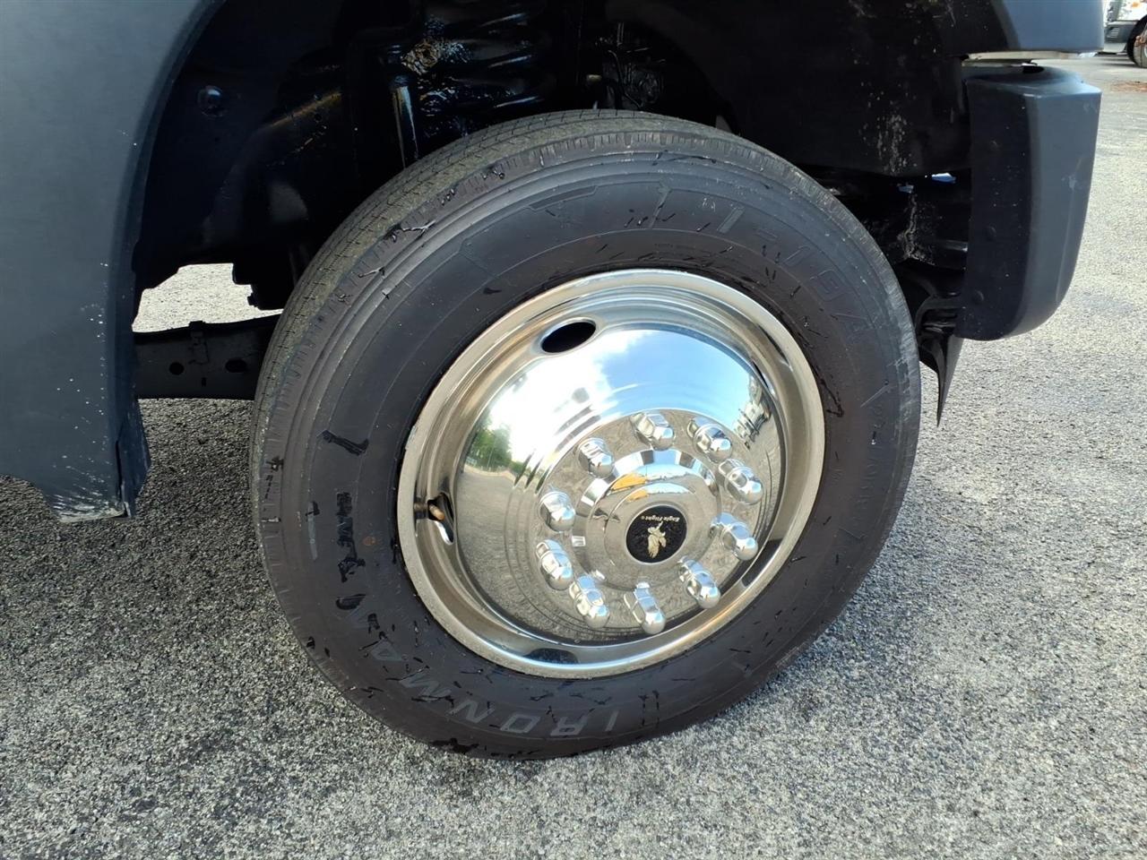 Ford Super Duty F-450 DRW 2WD Reg Cab 201" WB 120" CA XL 2016
