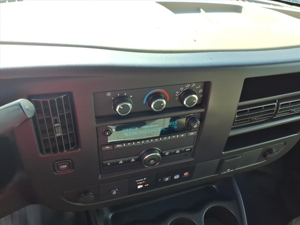 Chevrolet Express Cargo Van RWD 2500 135" 2019