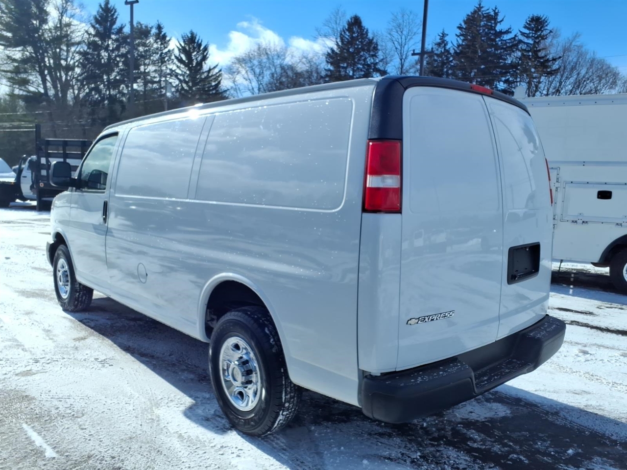 Chevrolet Express Cargo Van RWD 2500 135" 2019