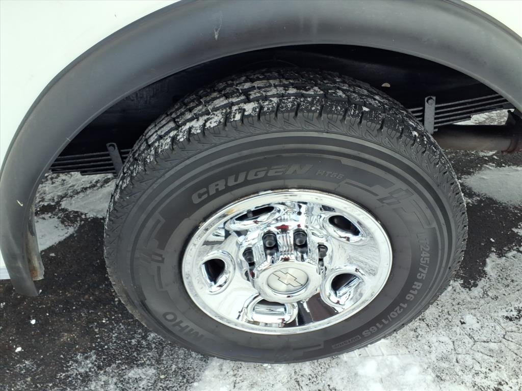 Chevrolet Express Commercial Cutaway 3500 Van 139" 2019