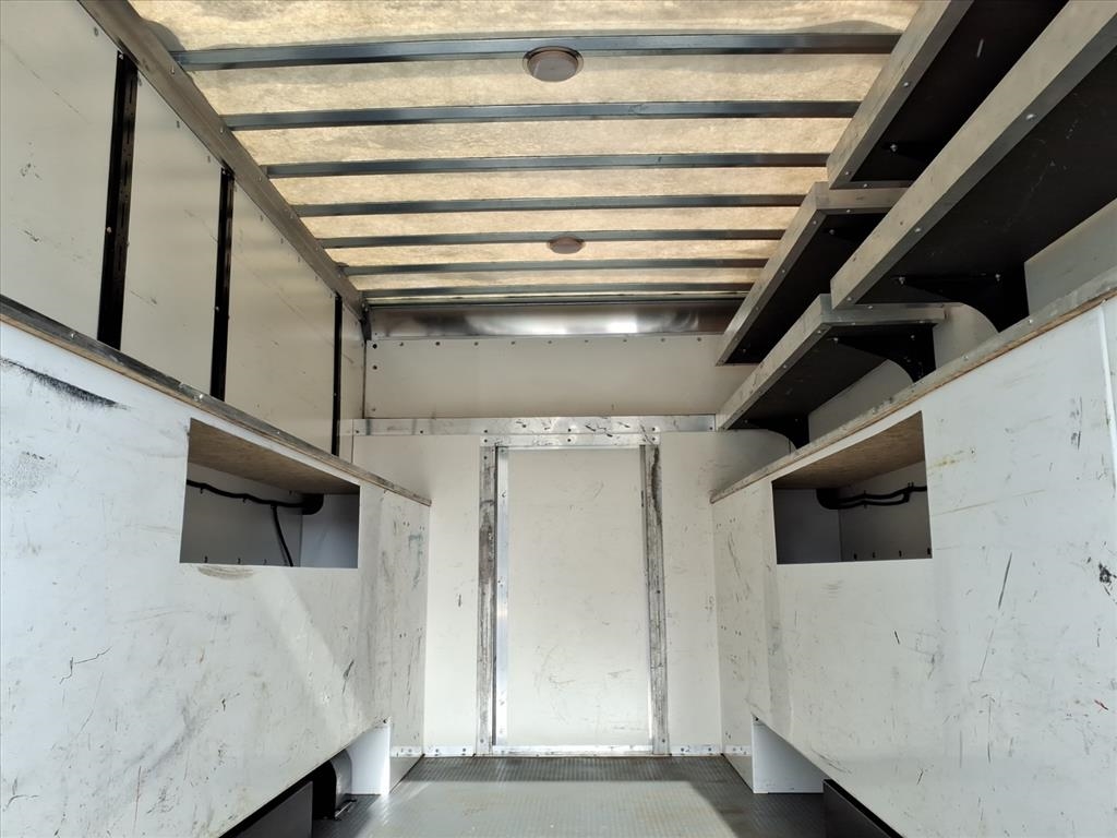 Chevrolet Express Commercial Cutaway 3500 Van 139" 2019